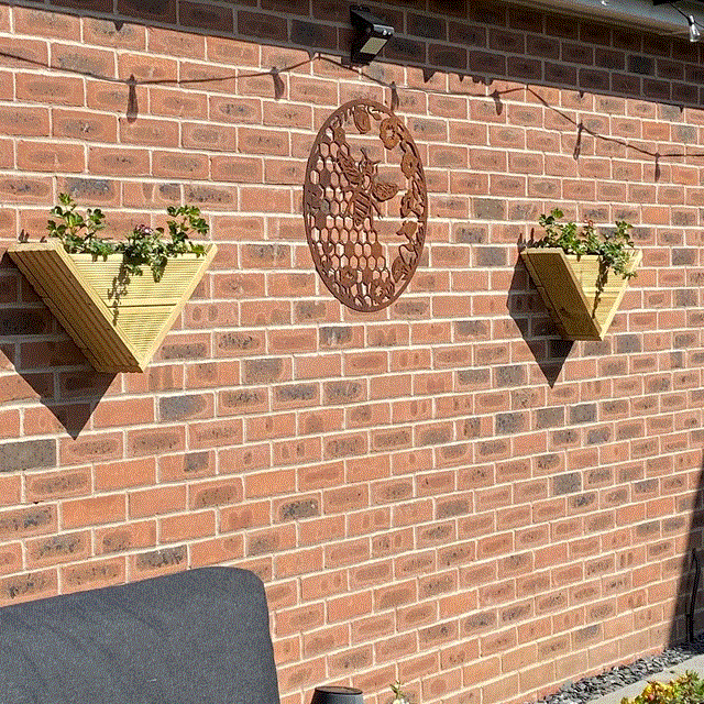 90° Triangle / Wall Hanging / Fence Post Mounted - Decking Herb Flower Planter