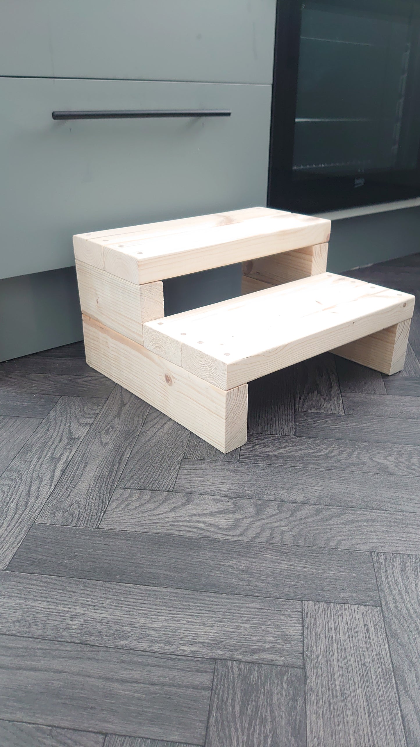 Wooden step stool, small step, flowers stand