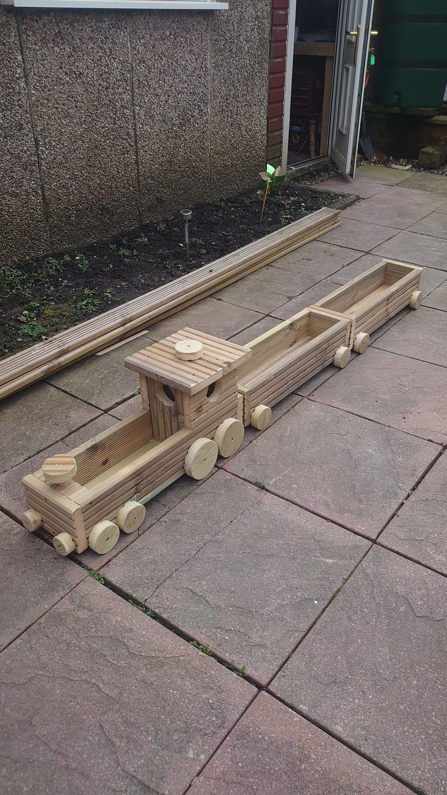 Wooden Outdoor Train planter with multiple carriages, Herbs Planter, Flower Planter Set