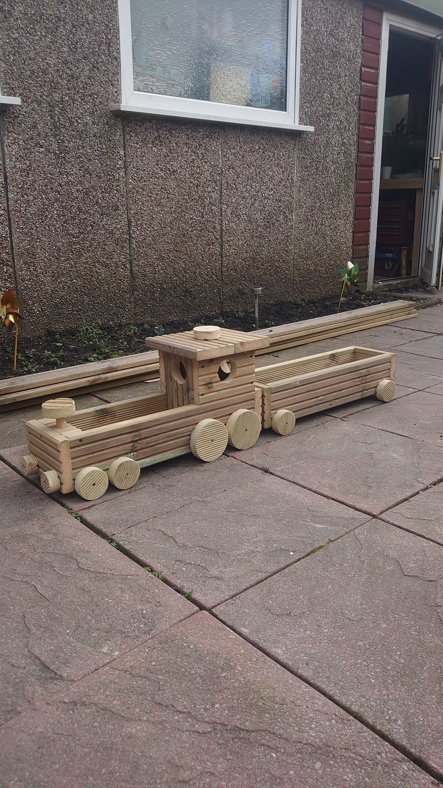 Wooden Outdoor Train planter with multiple carriages, Herbs Planter, Flower Planter Set
