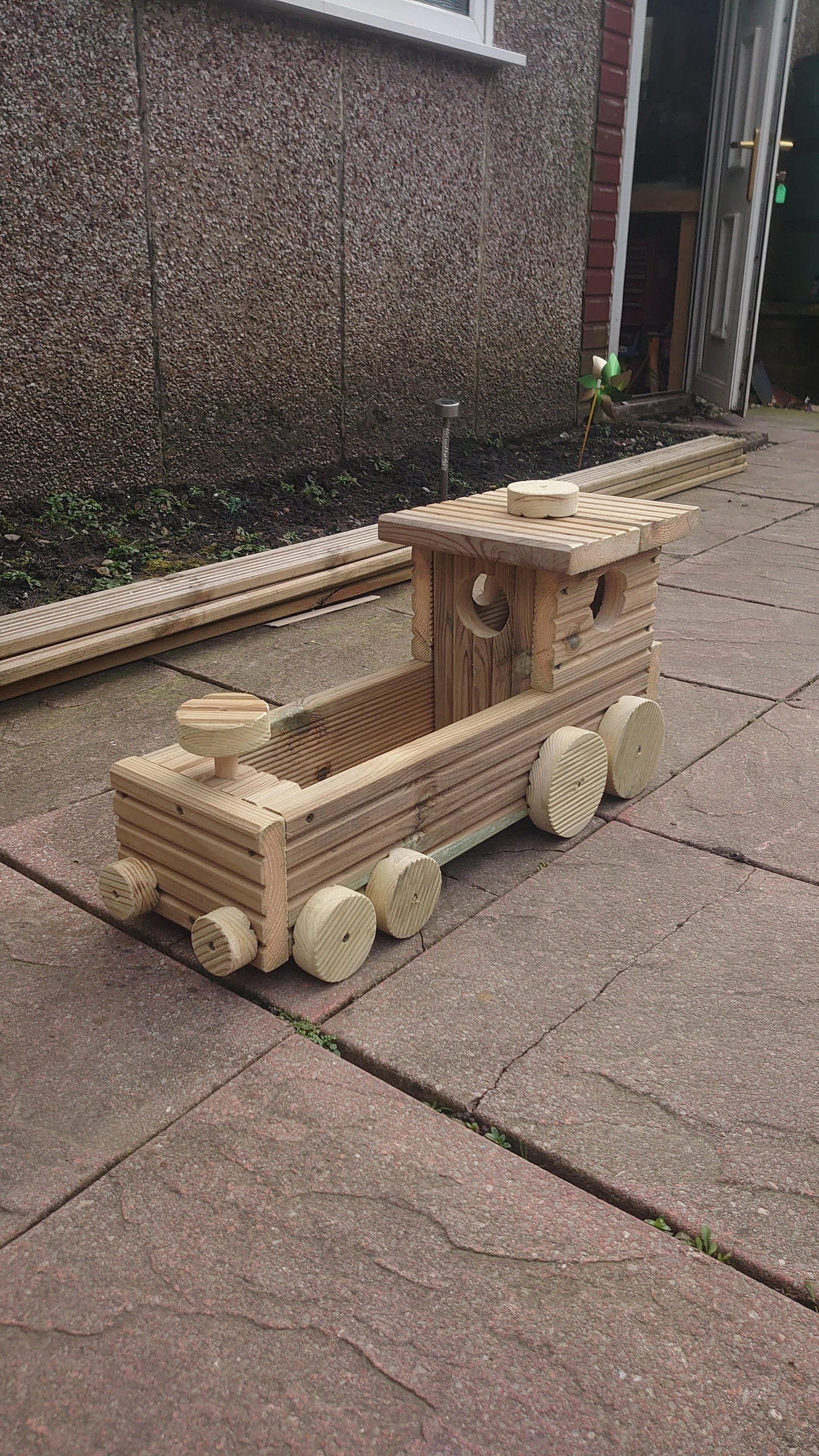 Wooden Outdoor Train planter with multiple carriages, Herbs Planter, Flower Planter Set