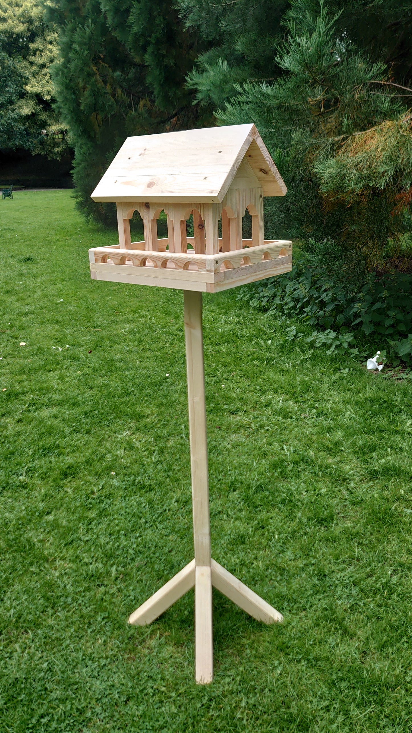 Bird Feeder Athens, Garden Wild Birds Table, Outdoor Bird Feeder Free-Standing Wooden Feeder