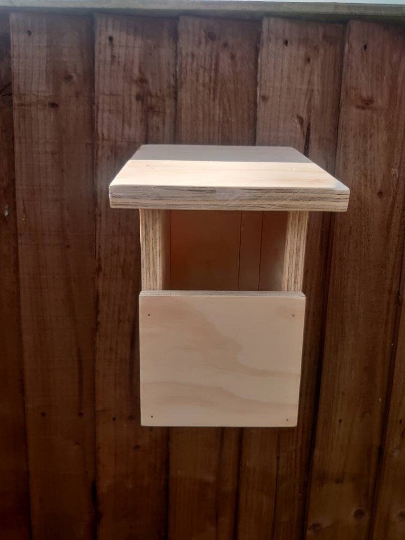 Birdhouse nest box