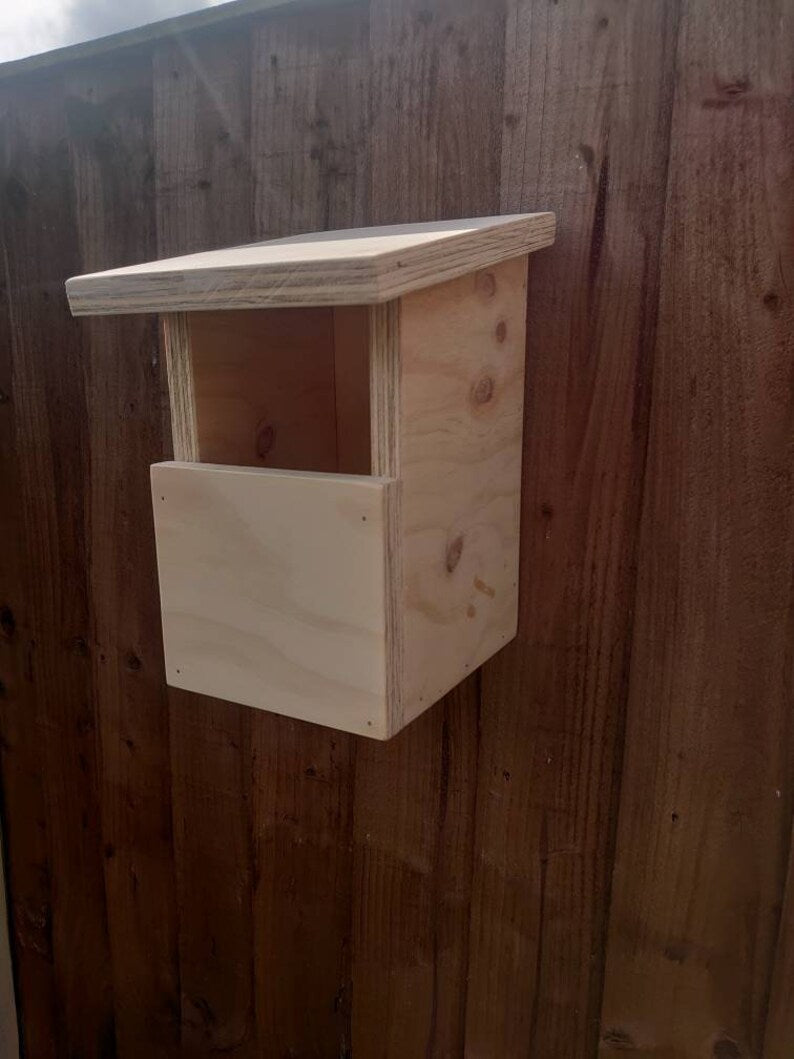 Birdhouse nest box