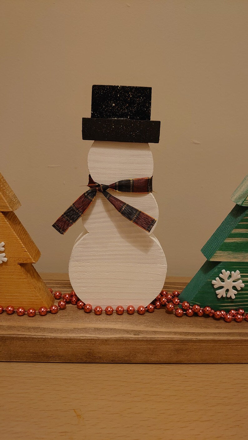 Christmas Snowman and Trees centrepiece, Wooden tray decoration, Christmas table decoration, Christmas centrepiece