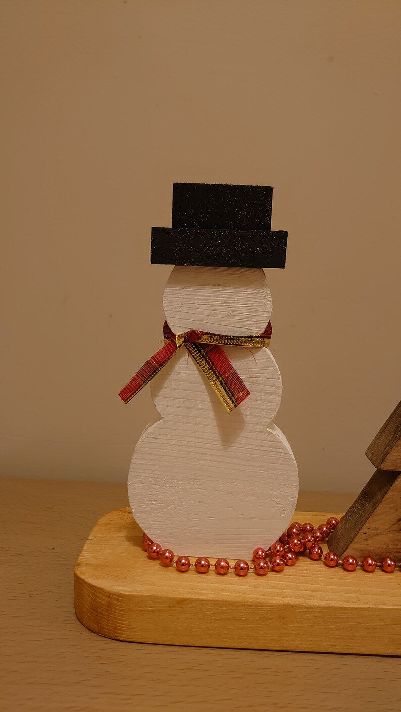 Christmas Snowmen and Tree centrepiece, Wooden tray decoration, Christmas table decoration, Christmas centrepiece