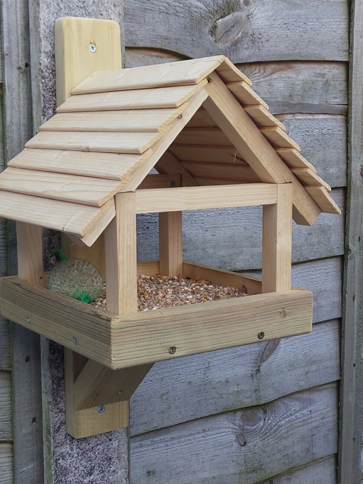 Wall/ Fence Bird feeder Station