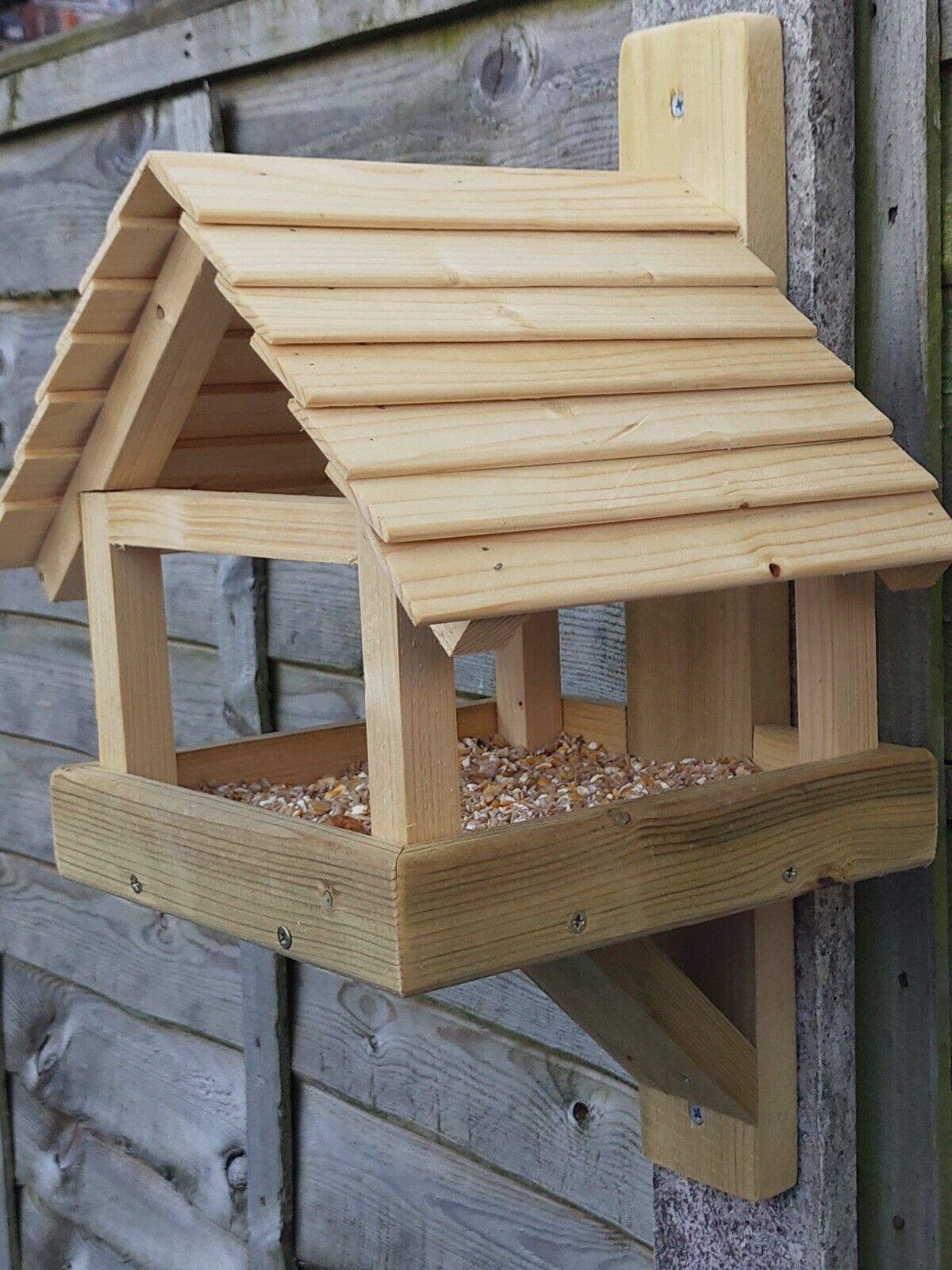 Wall/ Fence Bird feeder Station