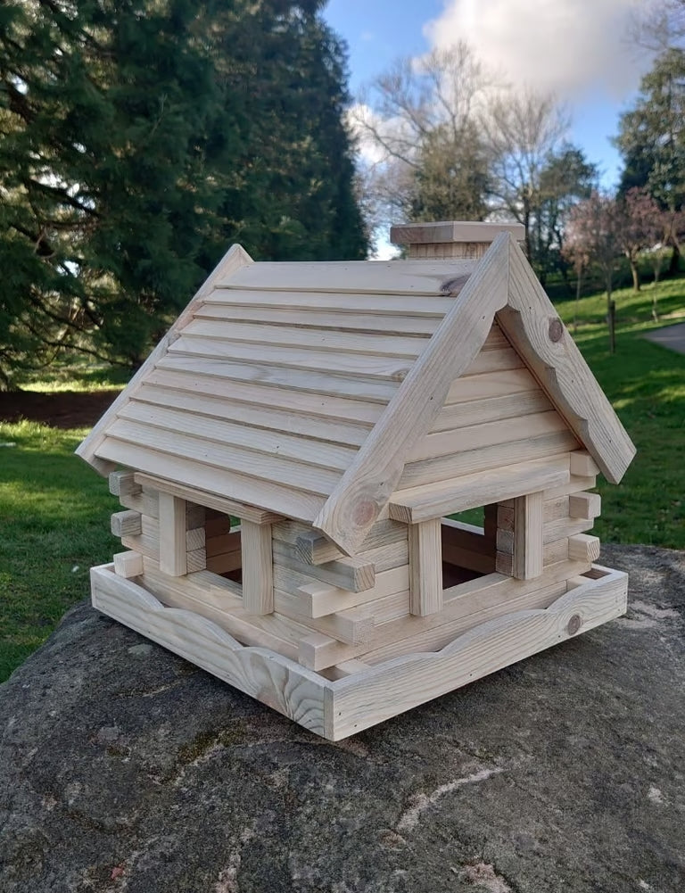 XXL Bird House / Feeder